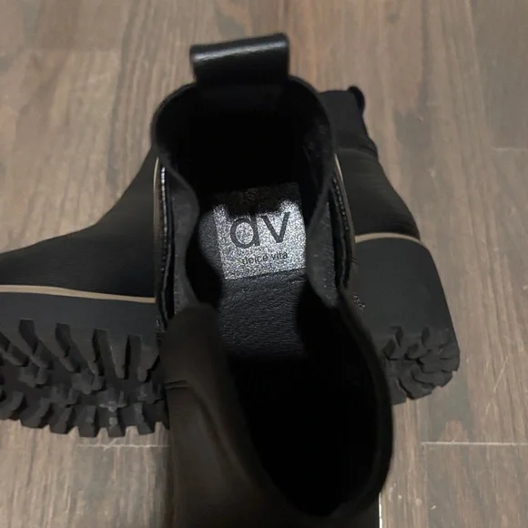 DV by Dolce Vita Black Ankle Booties - Picture 4 of 4